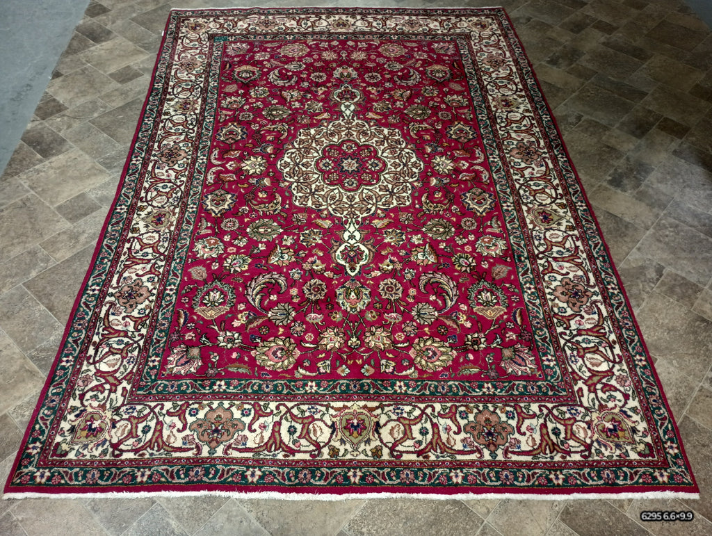 Luxurious-Persian-Tabriz-Rug.jpg 