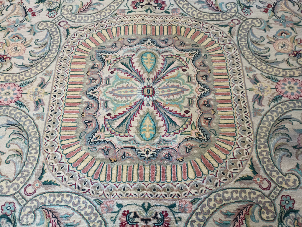 Luxurious-Authentic-Tabriz-Rug.jpg