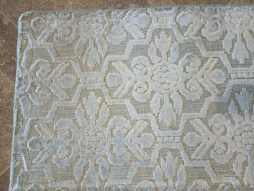 Luxurious-Authentic-Modern-Rug.jpg