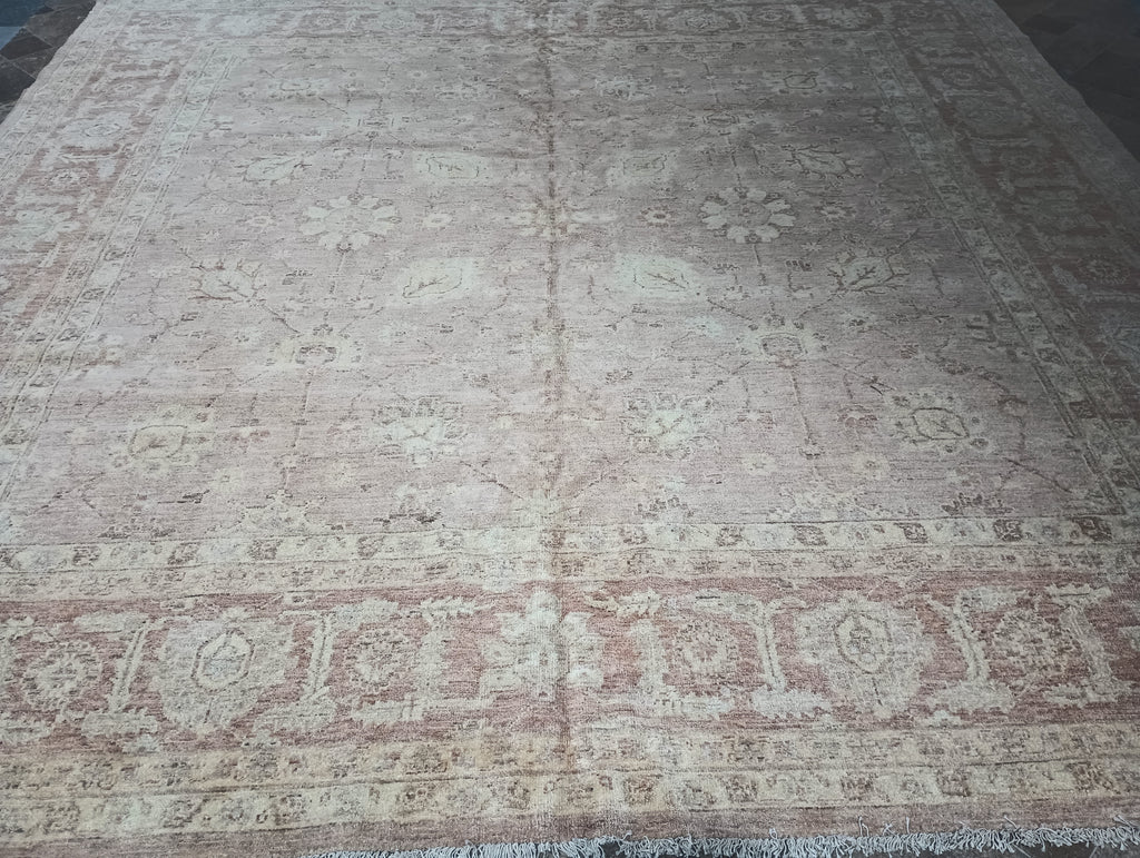 Oushak-Chobi-Peshawar-Rug.jpg