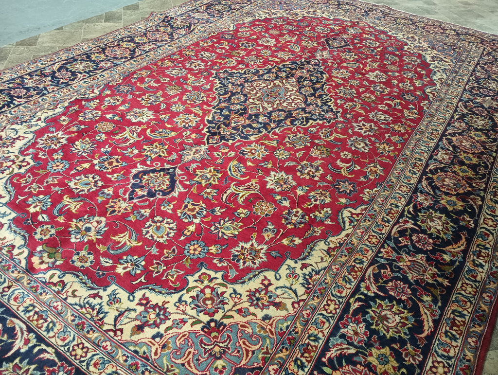 Luxurious-Authentic-Persian-Kashan-Rug.jpg