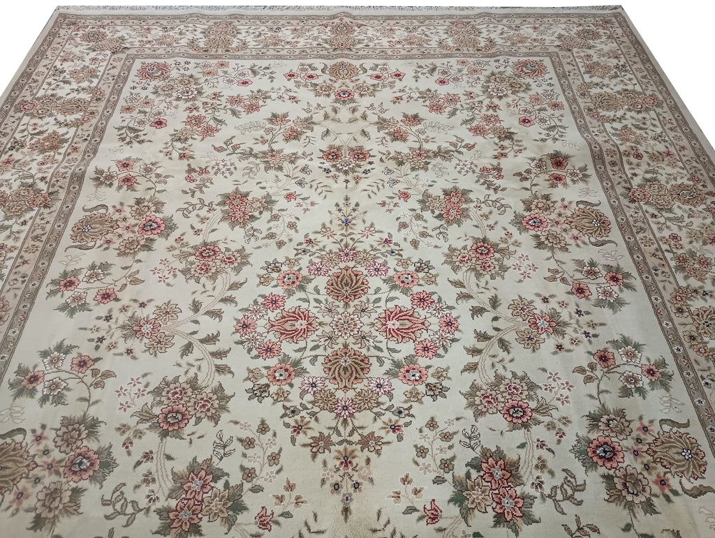Luxurious-Authentic-Tabriz-Rug.jpg