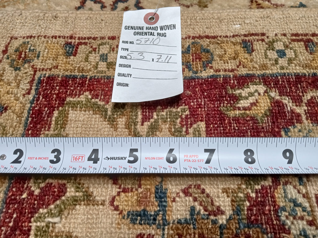 5.3 x 7.11 Quality Jaipour Rug Warm Colors #F-5710