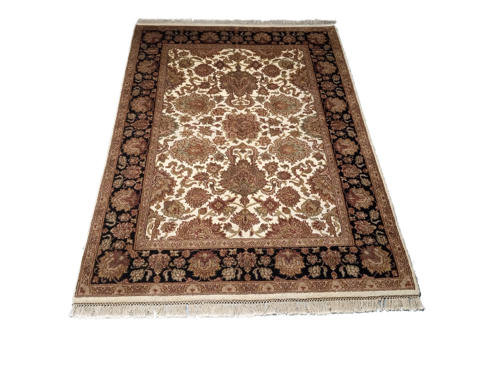  Luxurious-Authentic-Jaipur-Rug.jpg