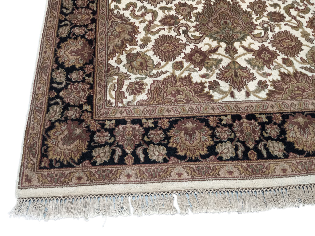  Luxurious-Authentic-Jaipur-Rug.jpg