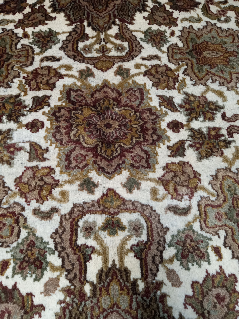  Luxurious-Authentic-Jaipur-Rug.jpg