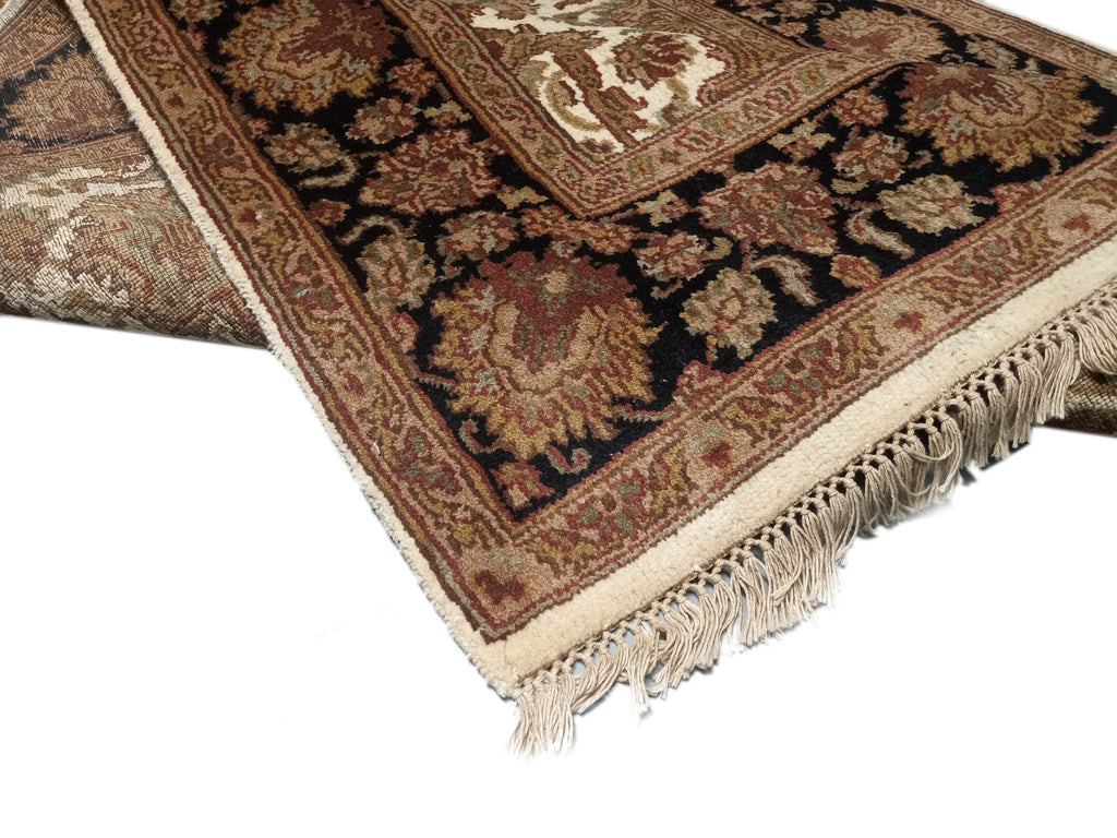  Luxurious-Authentic-Jaipur-Rug.jpg