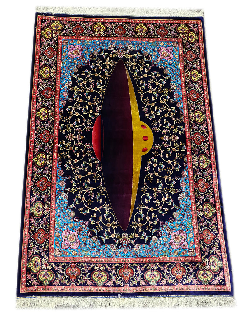 4' x 6'-Turkish-Silk-Rug-Unique-Pattern.jpg