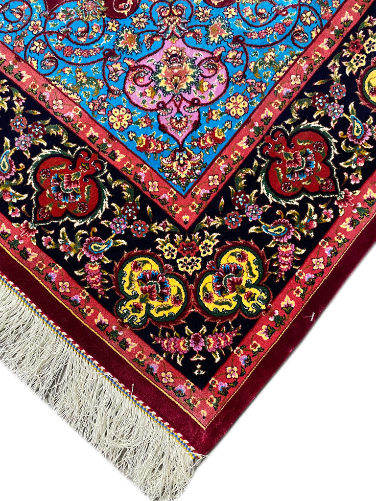 4 x 6 Unique Persian Pattern Turkish Rug Silk #F-6490