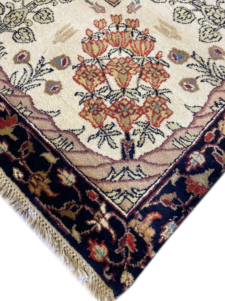 8 x 10.3 QUALITY AGRA RUG William Morris BLACK #F-6517