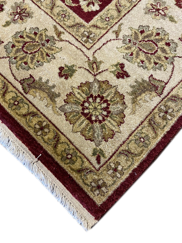 8 x 10 Beautiful Quality Wool Handmade Rug BURGUNDY #F-6522