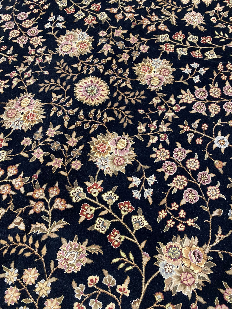 8.6 x 11.6 Quality Wool and Silk Handmade Rug BLACK #F-6531A