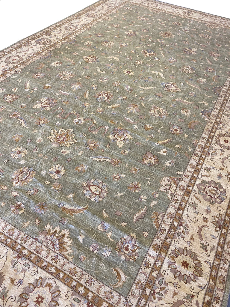 13' x 22' Zigler Chobi Peshawar Rug Neutral Pale Large Green Rug 15439