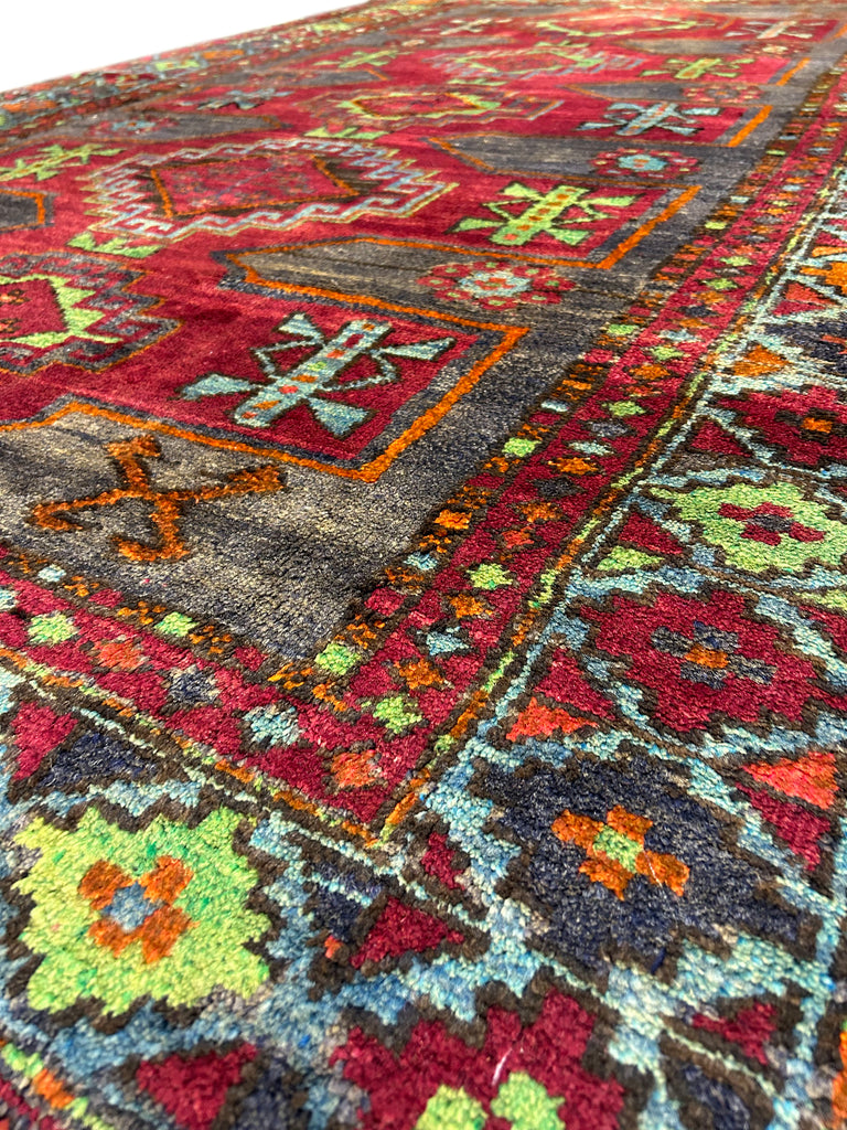 5 x 7.10 Magenta Pink Antique Caucasian Kazak Rug 71185