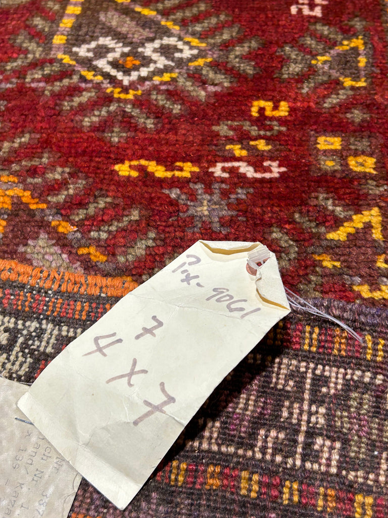 4.7 x 7' Traditional All Over Pattern Kazak Rug 9061