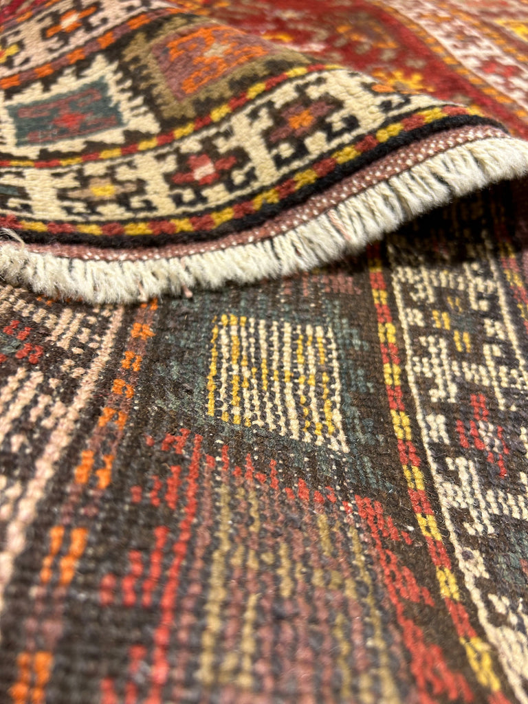 4.7 x 7' Traditional All Over Pattern Kazak Rug 9061