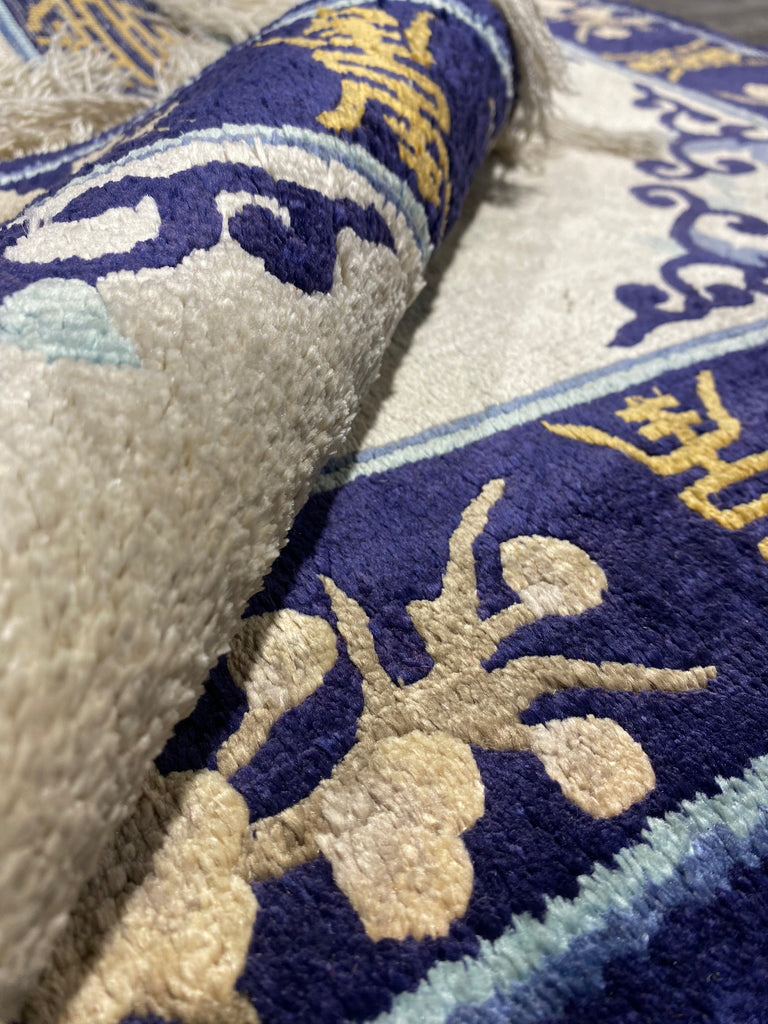 2.5 x 4 Ivory Hand-knotted Art Deco Rug 23676