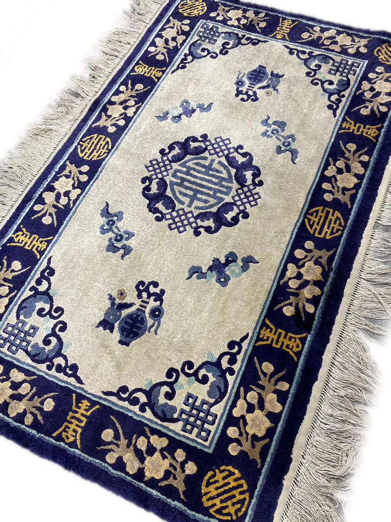 2.5 x 4 Ivory Hand-knotted Art Deco Rug 23676