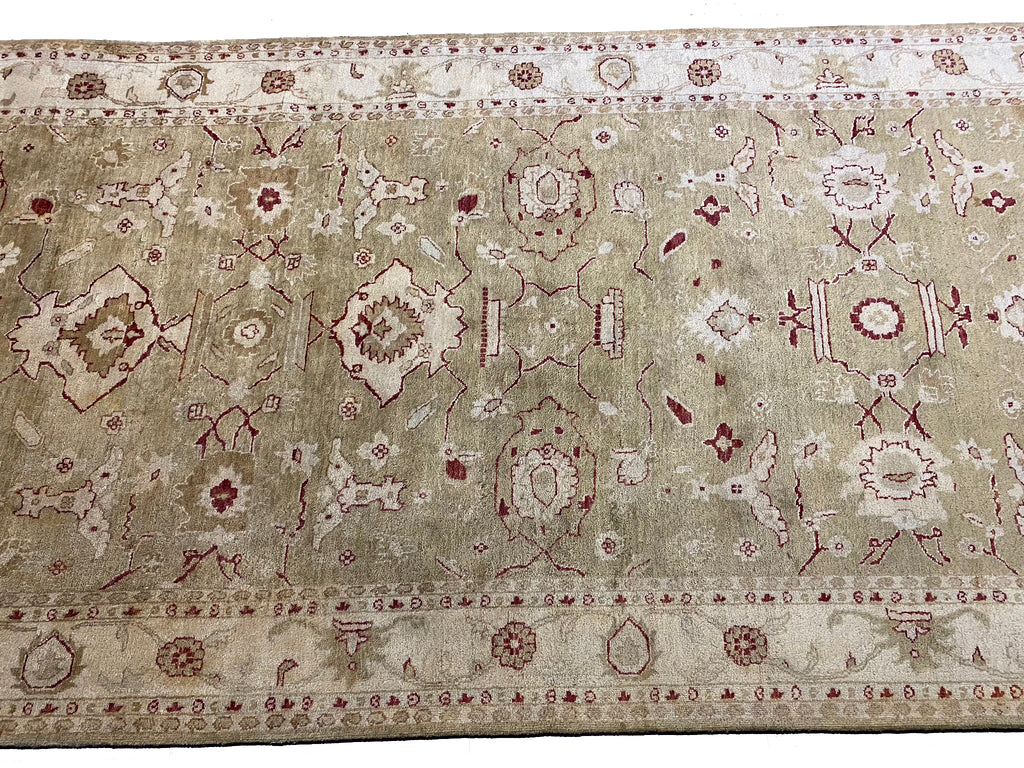 Luxurious-Ziglar-Peshawar-Rug.jpg