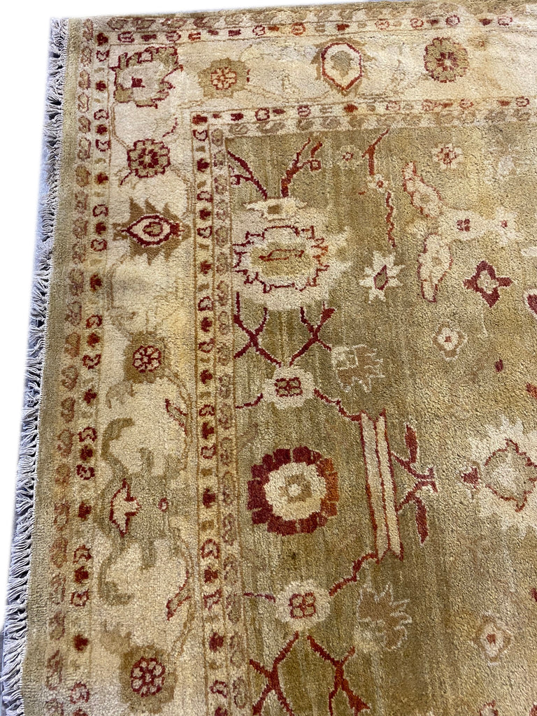 Luxurious-Ziglar-Peshawar-Rug.jpg