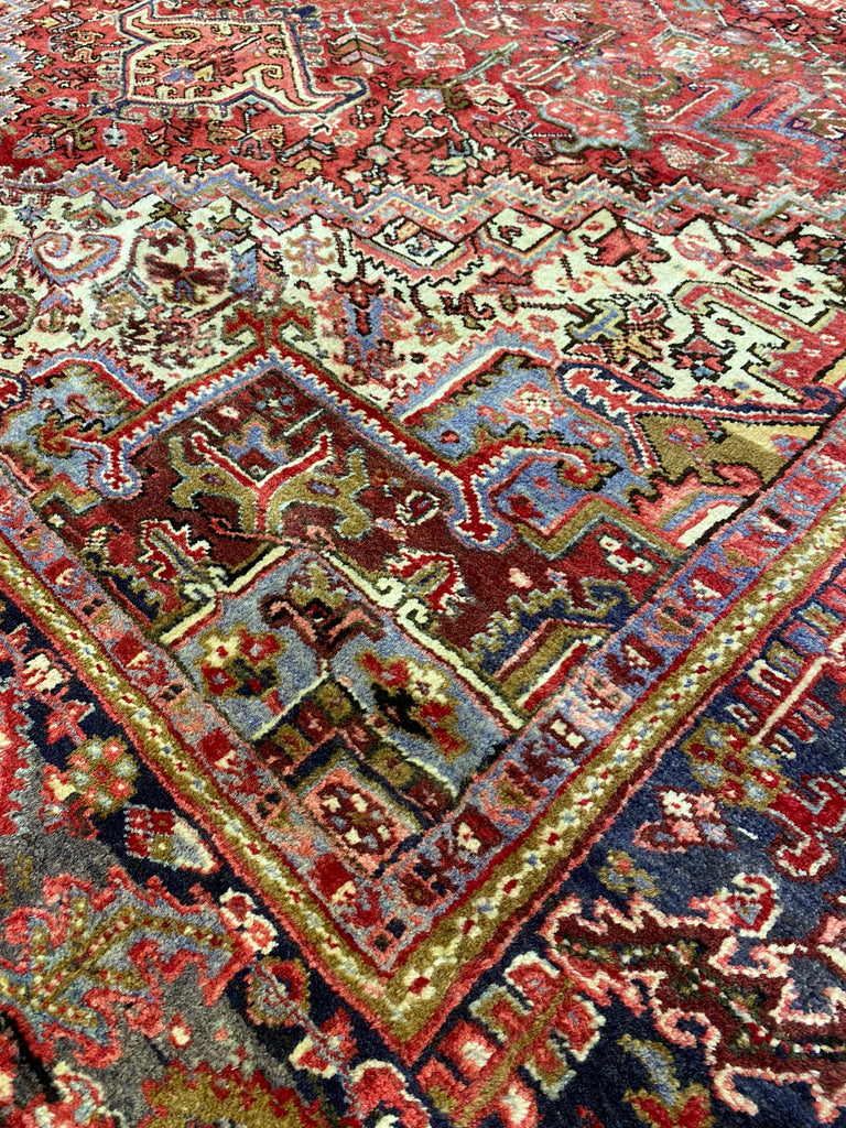 10.3 x 14.3 Persian Heriz Rug #PIX-11861