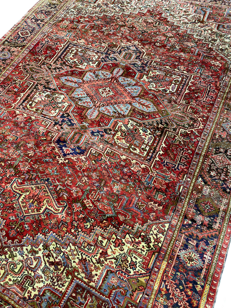 10.3 x 14.3 Persian Heriz Rug #PIX-11861