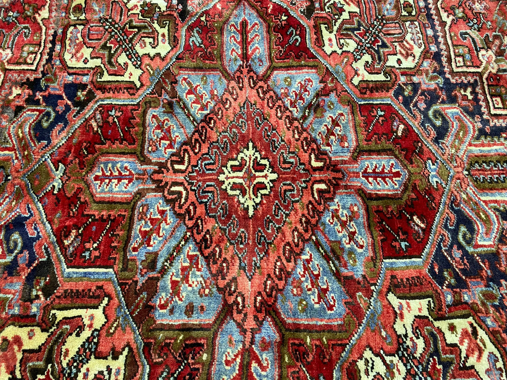 10.3 x 14.3 Persian Heriz Rug #PIX-11861