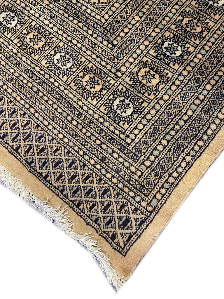 10 x 14 Genuine Bokhara Rug Handmade Pakistan Soft Silky Wool #F-6583