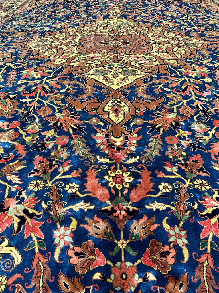 Authentic-Persian-Heriz-Rug.jpg