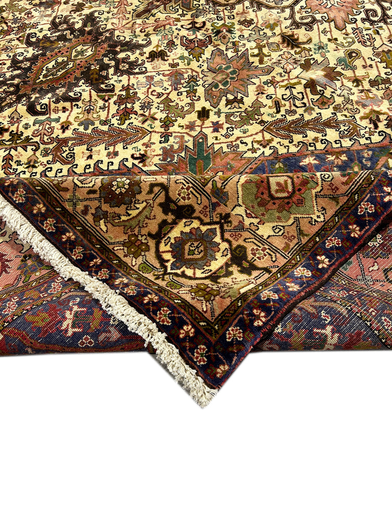 Luxurious-Authentic-Persian-Heriz-Rug.jpg
