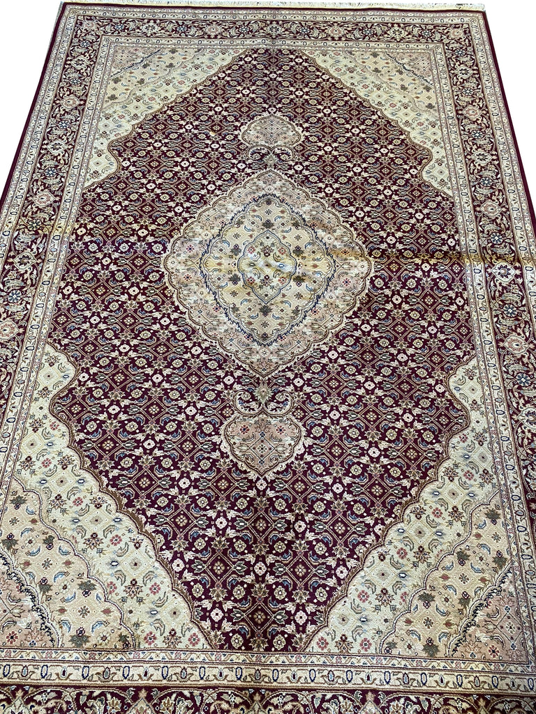 5.9 x 8.9 Fine Wool and Silk Tabriz Mahi Rug Handmade #F-6626