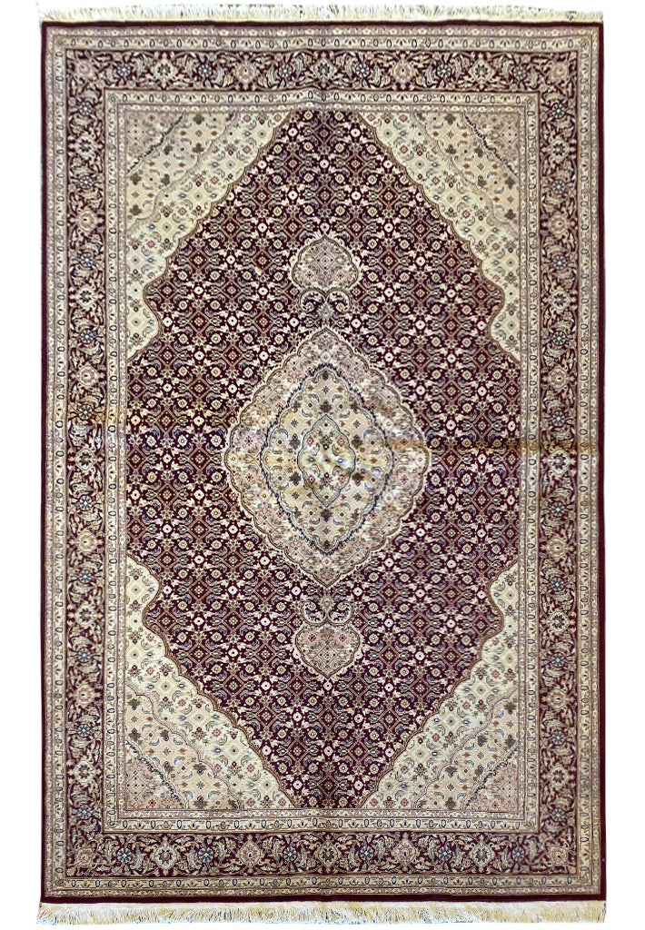5.9 x 8.9 Fine Wool and Silk Tabriz Mahi Rug Handmade #F-6626