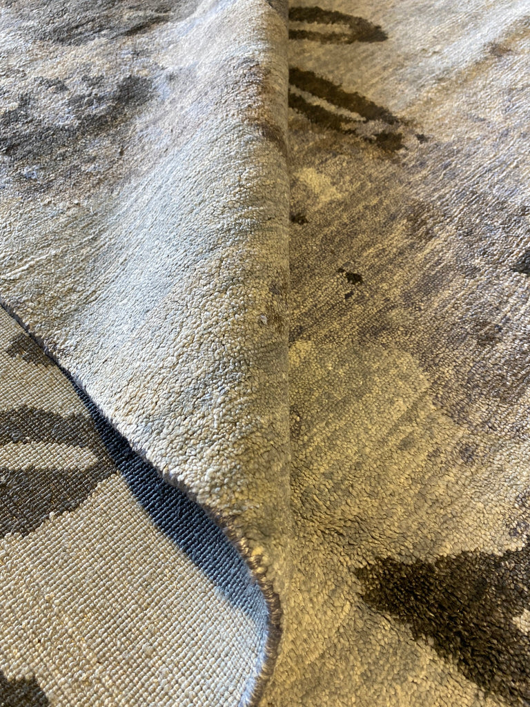 6.0 x 8.9 Contemporary Handmade Tibbet Rug Wool and Silk blend #F-6628