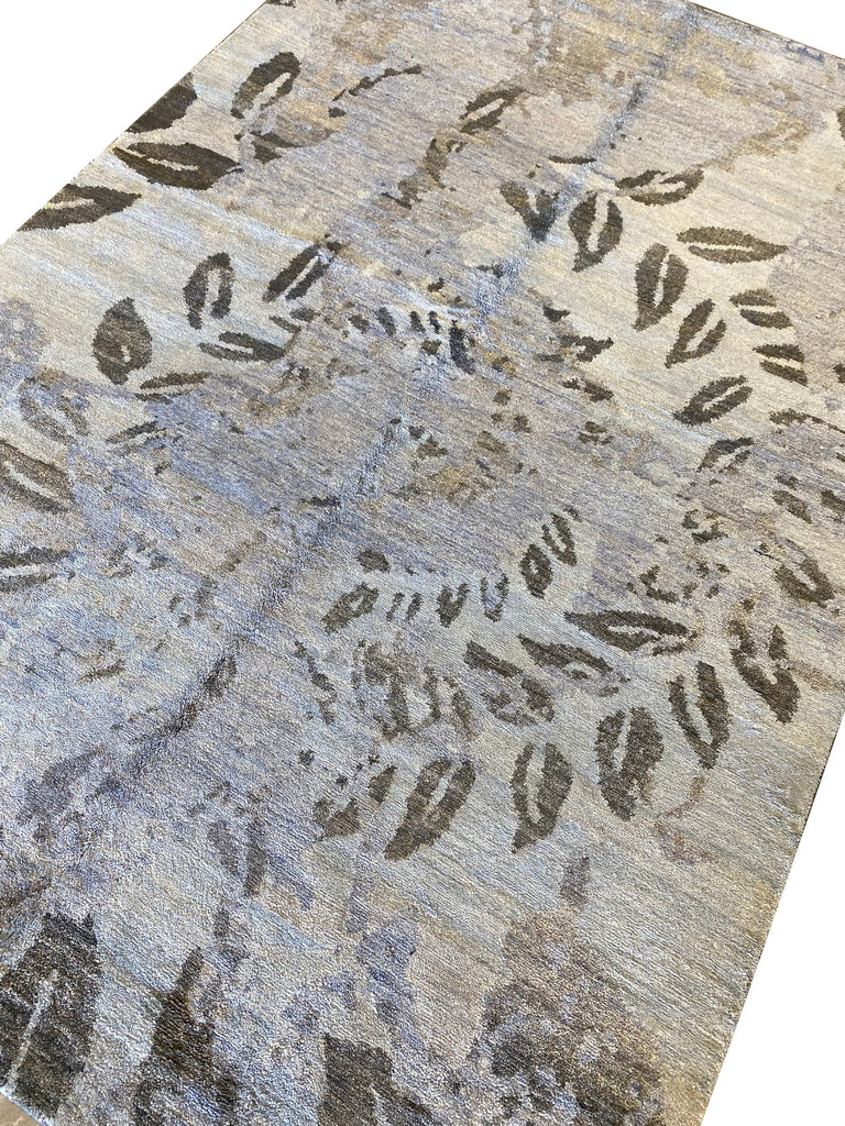 6.0 x 8.9 Contemporary Handmade Tibbet Rug Wool and Silk blend #F-6628