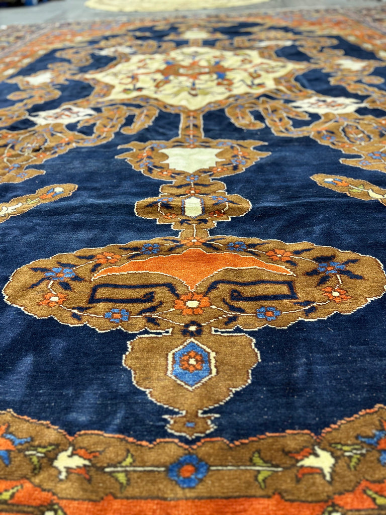 Luxurious-Authentic-Persian-Heriz-Rug.jpg