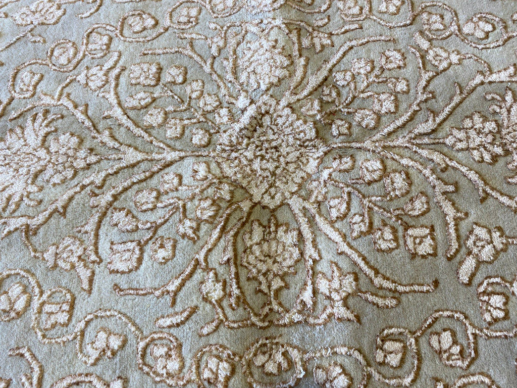 5.7 x 7.6 Fine Wool and Silk Transitional HNandmade Rug Contemporary #F-6630