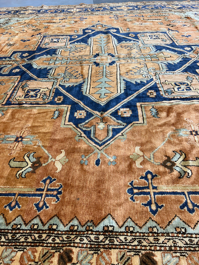 Luxurious-Persian-Heriz-Serapi-Rug.jpg