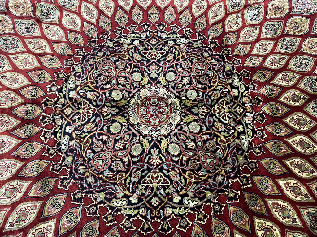 Luxurious-Authentic-Esfahan-Rug.jpg