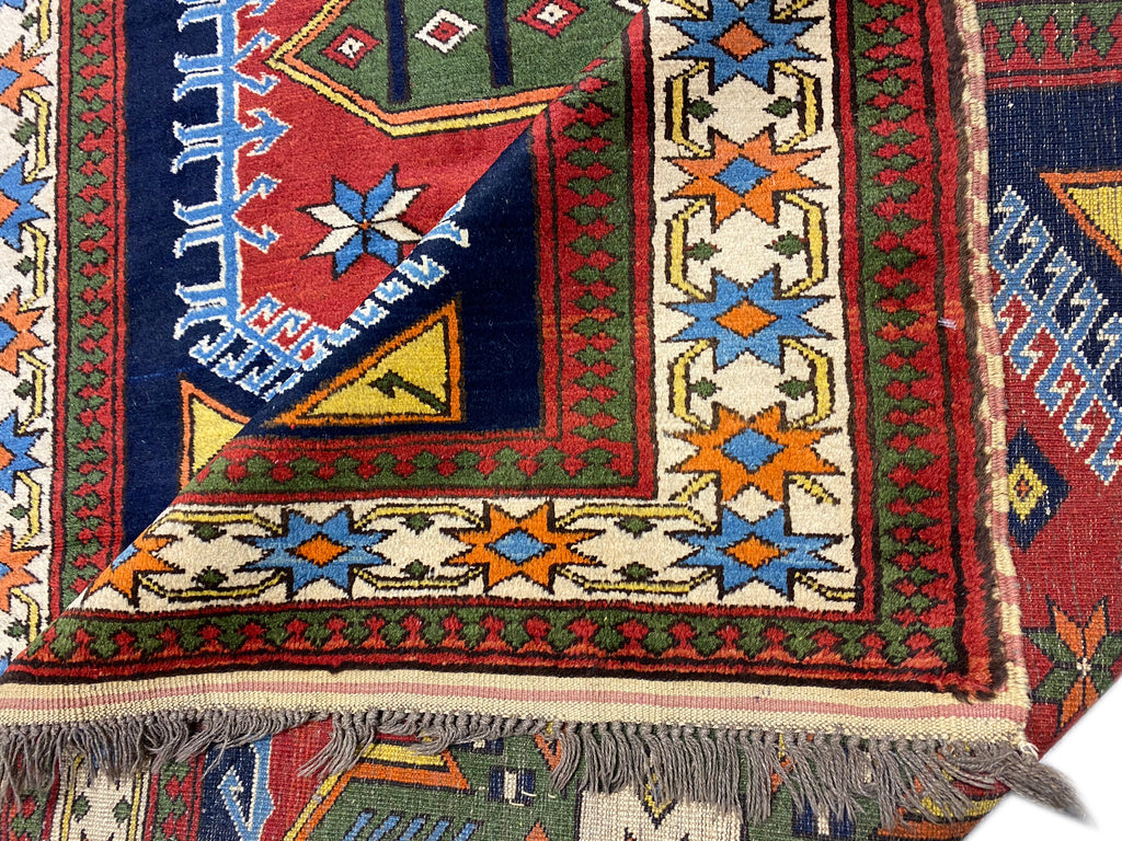 5.3 x 6.1 Genuine Kazak Wool Rug #PIX-16543