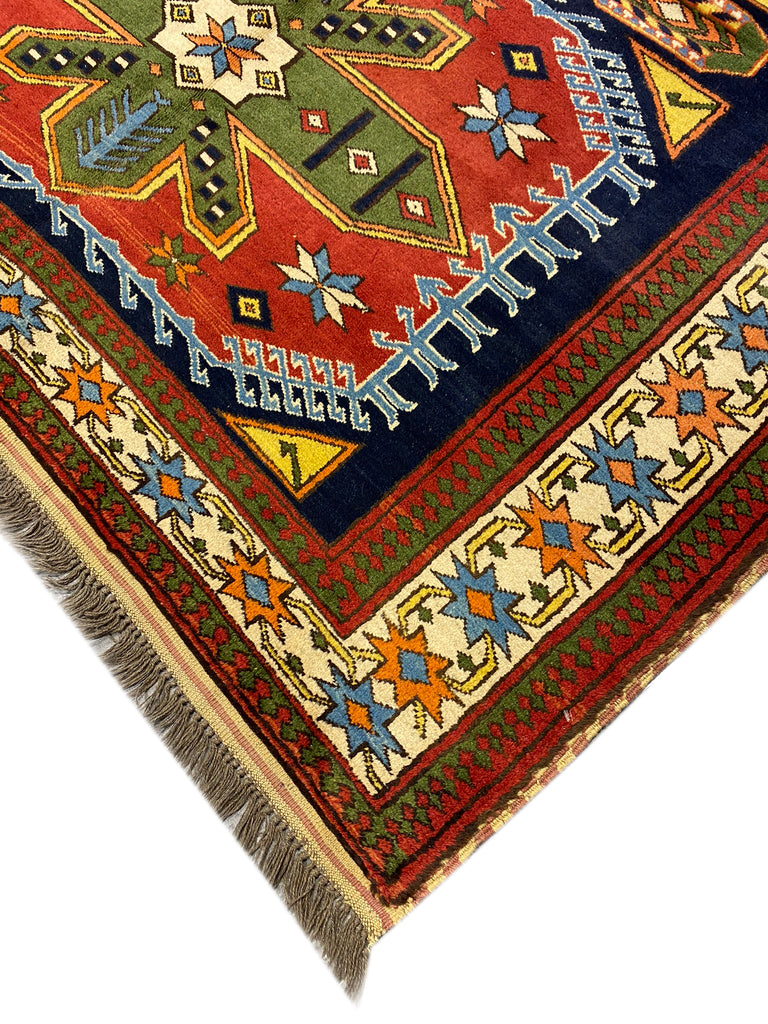 5.3 x 6.1 Genuine Kazak Wool Rug #PIX-16543