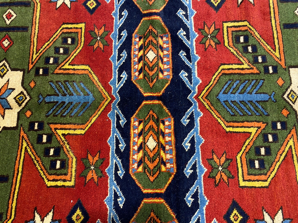 5.3 x 6.1 Genuine Kazak Wool Rug #PIX-16543