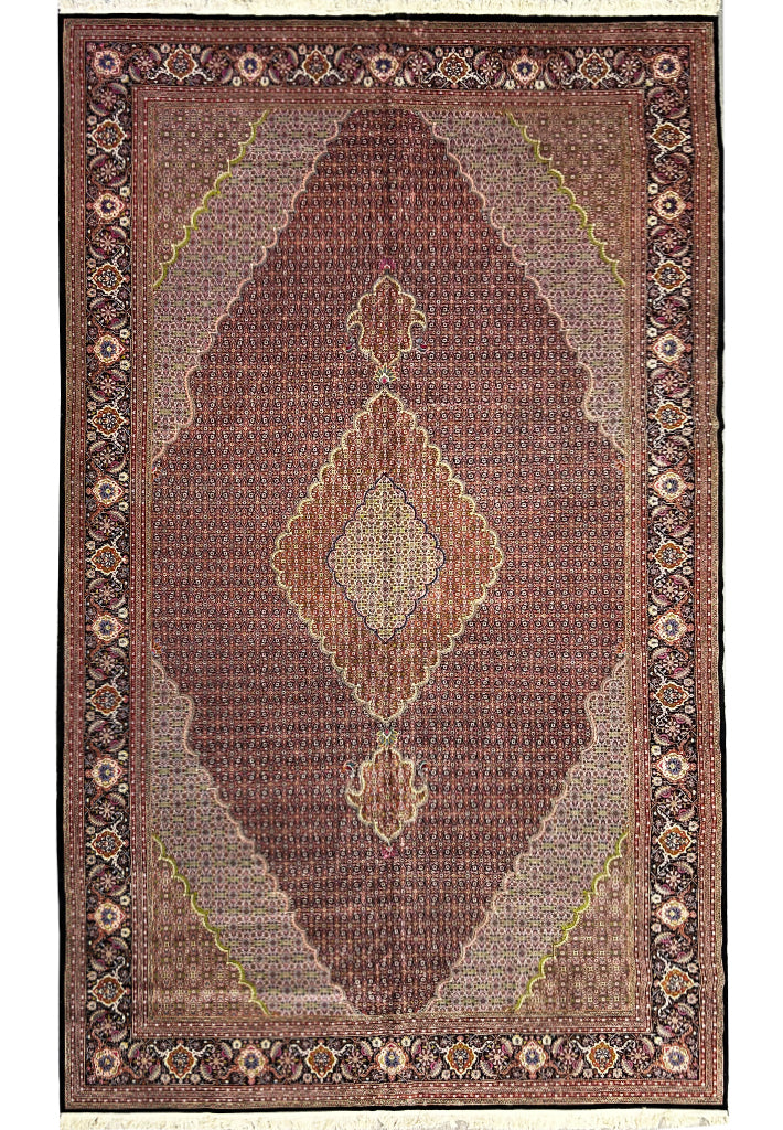 Luxurious-Silk-Wool-Rug.jpg 