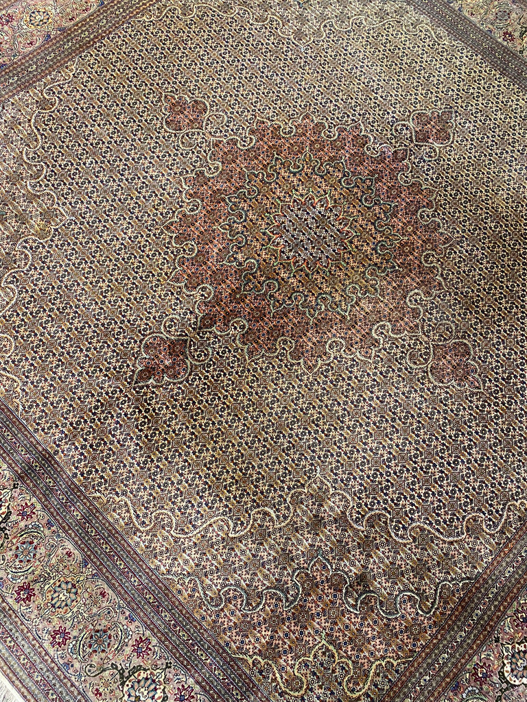 9.8 x 9.10 Pre-owned Persian Wool and Silk Tabriz Mahi Rug 400 KPSI #F-6661