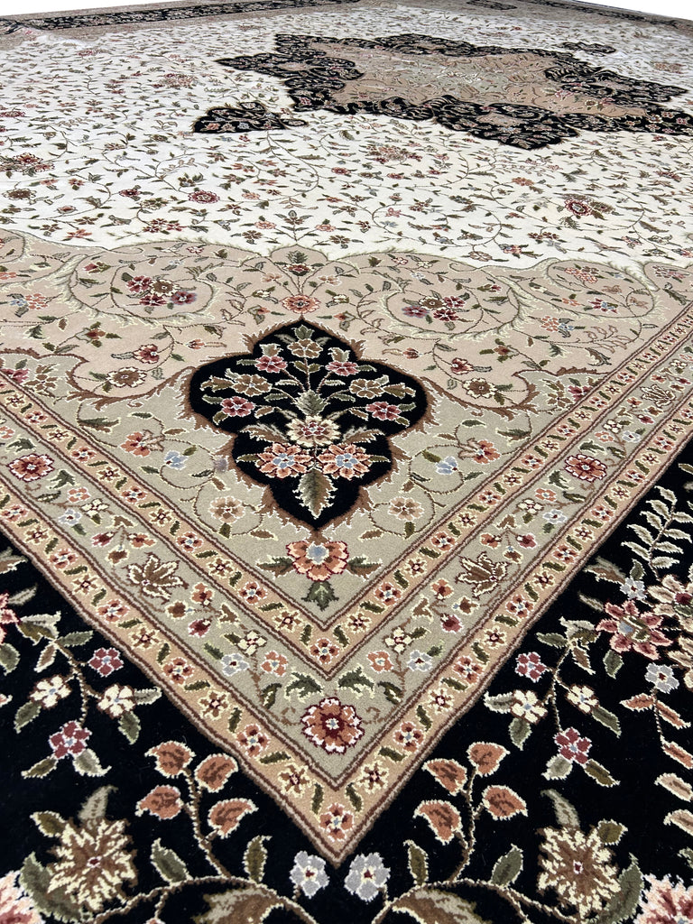 12.5 x 18 Large Ivory Silk & Wool Tabriz Rug 5844