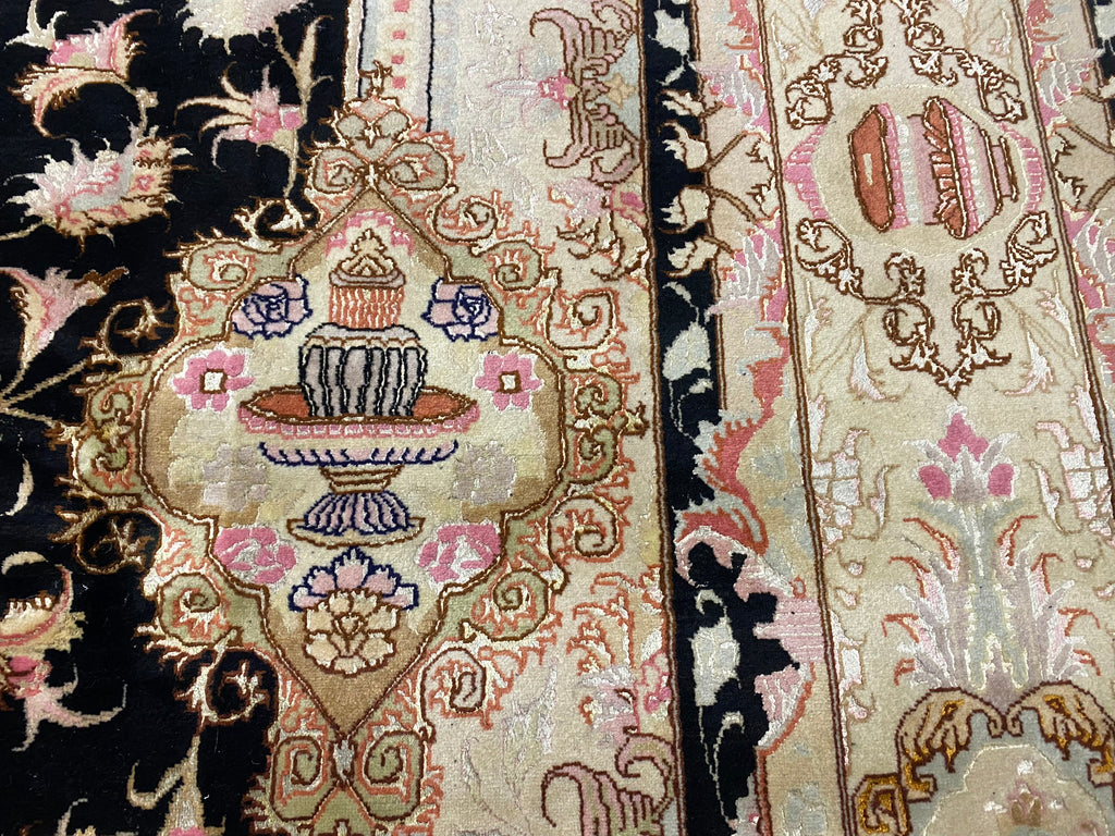 6.9 x 9.11 Black Super Fine Weave Rug 53133