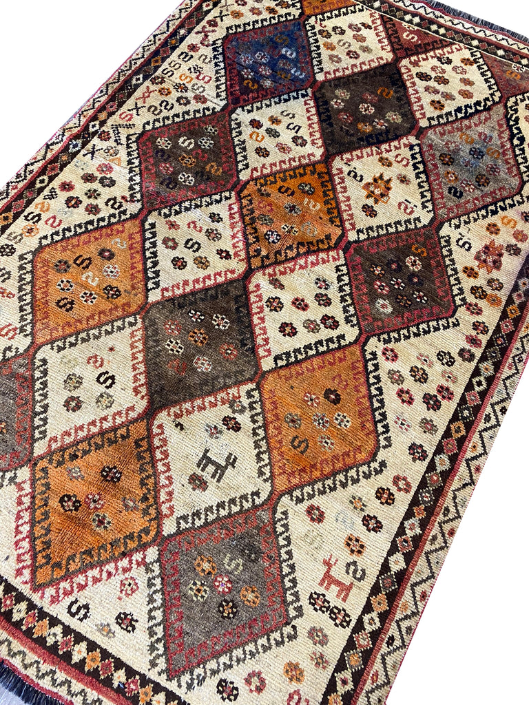 5.3 x 8.3 Persian Tribal Hand-Knotte Shiraz Area Rug #F-6673
