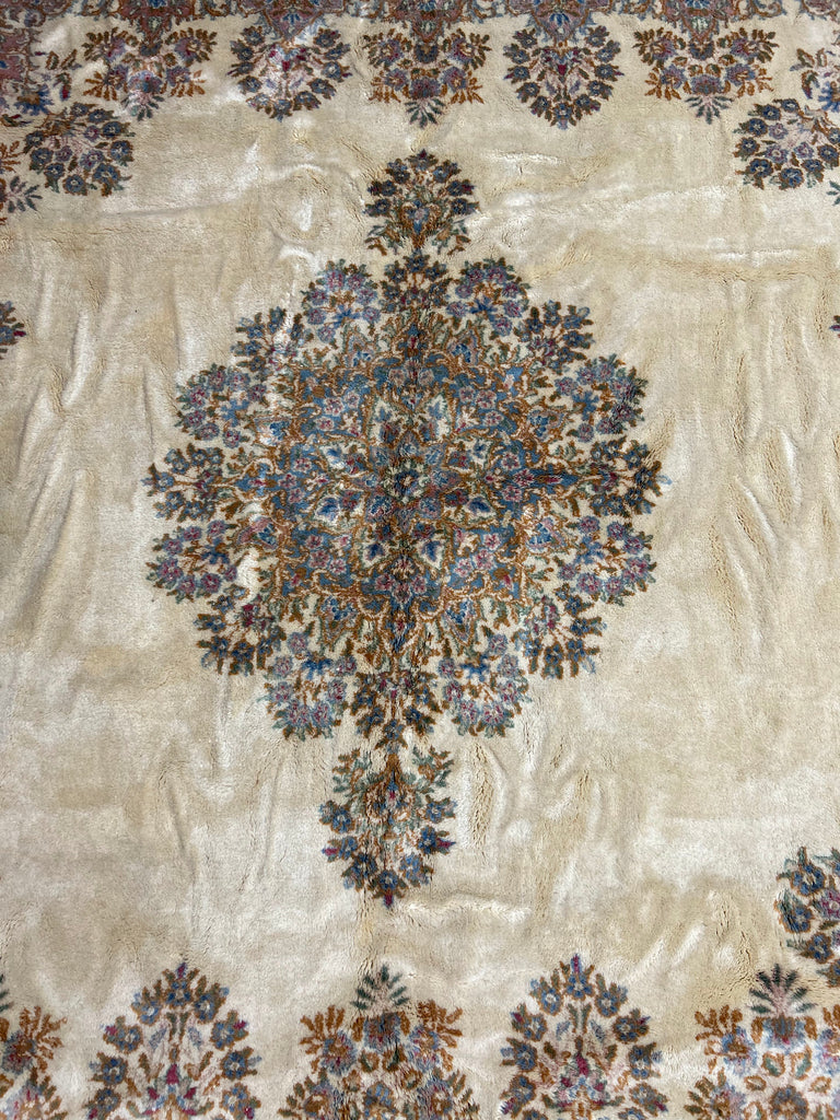 11.5 x 11.8 Ivory SQUARE Authentic Persian Craftsmanship Kerman Rug 23666