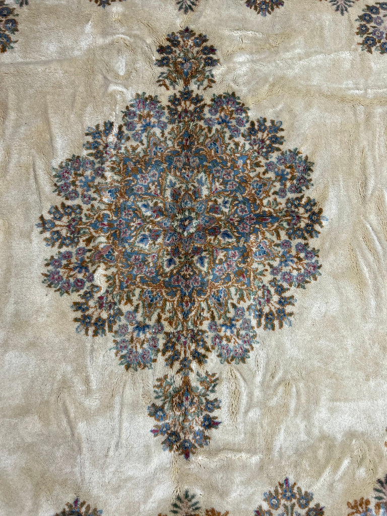 11.5 x 11.8 Ivory SQUARE Authentic Persian Craftsmanship Kerman Rug 23666