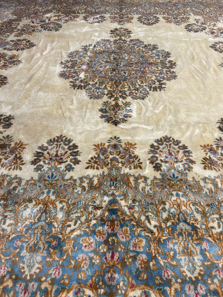 11.5 x 11.8 Ivory SQUARE Authentic Persian Craftsmanship Kerman Rug 23666