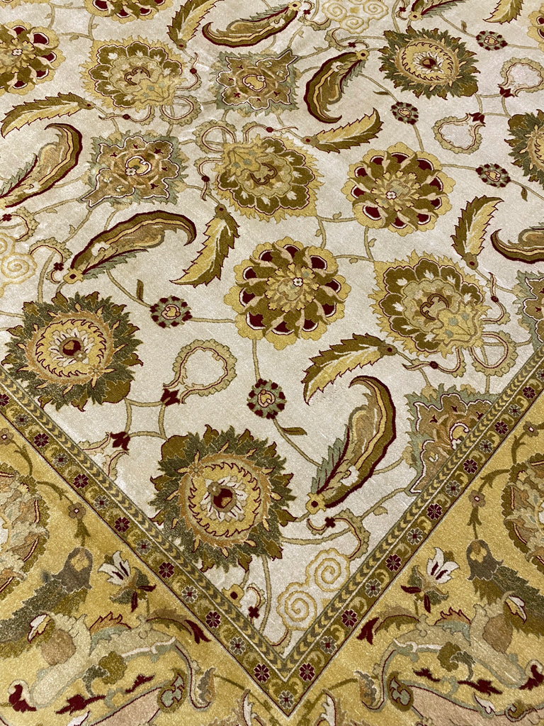 Luxurious-Fine-Quality-Wool-Agra-Rug.jpg